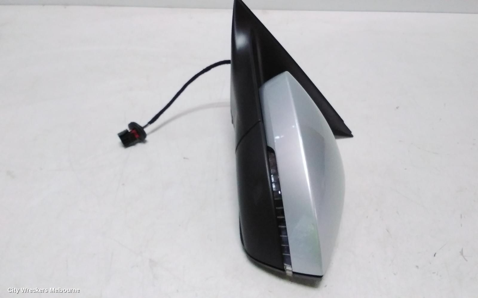 SKODA KAMIQ LEFT DOOR MIRROR, NW, POWER FOLD, W/ ONLY LANE KEEPING SYSTEM TYPE, 06/2020 ONWARDS - Image 3