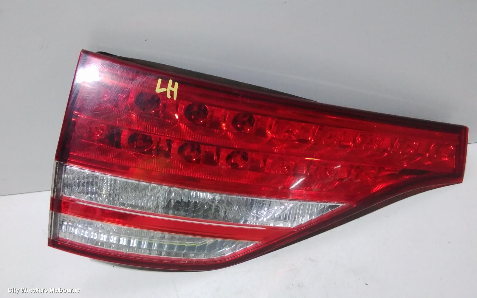 TOYOTA TARAGO REAR GARNISH, TAILGATE LAMP (LH SIDE), ACR50R, 03/2006 - 12/2008 - Image 2