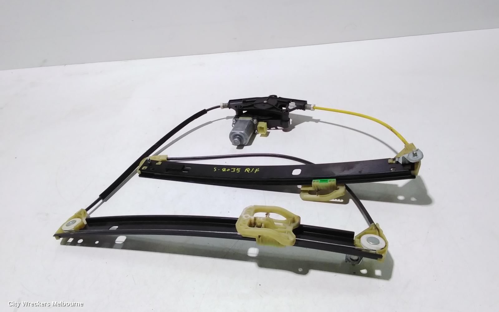 AUDI A4 RIGHT FRONT WINDOW REG/MOTOR, B9 8W, 10/2015 - 01/2025 - Image 2