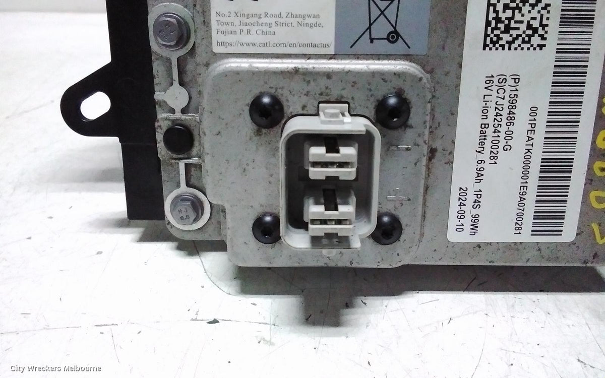 TESLA MODEL Y BATTERY, 1ST GEN, 16V VOLT BATTERY, 03/2022 ONWARDS - Image 3