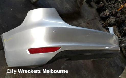 VOLKSWAGEN JETTA REAR BUMPER, 1B, W/ PARK SENSORS TYPE, 02/2011 - 12/2014 - Image 2