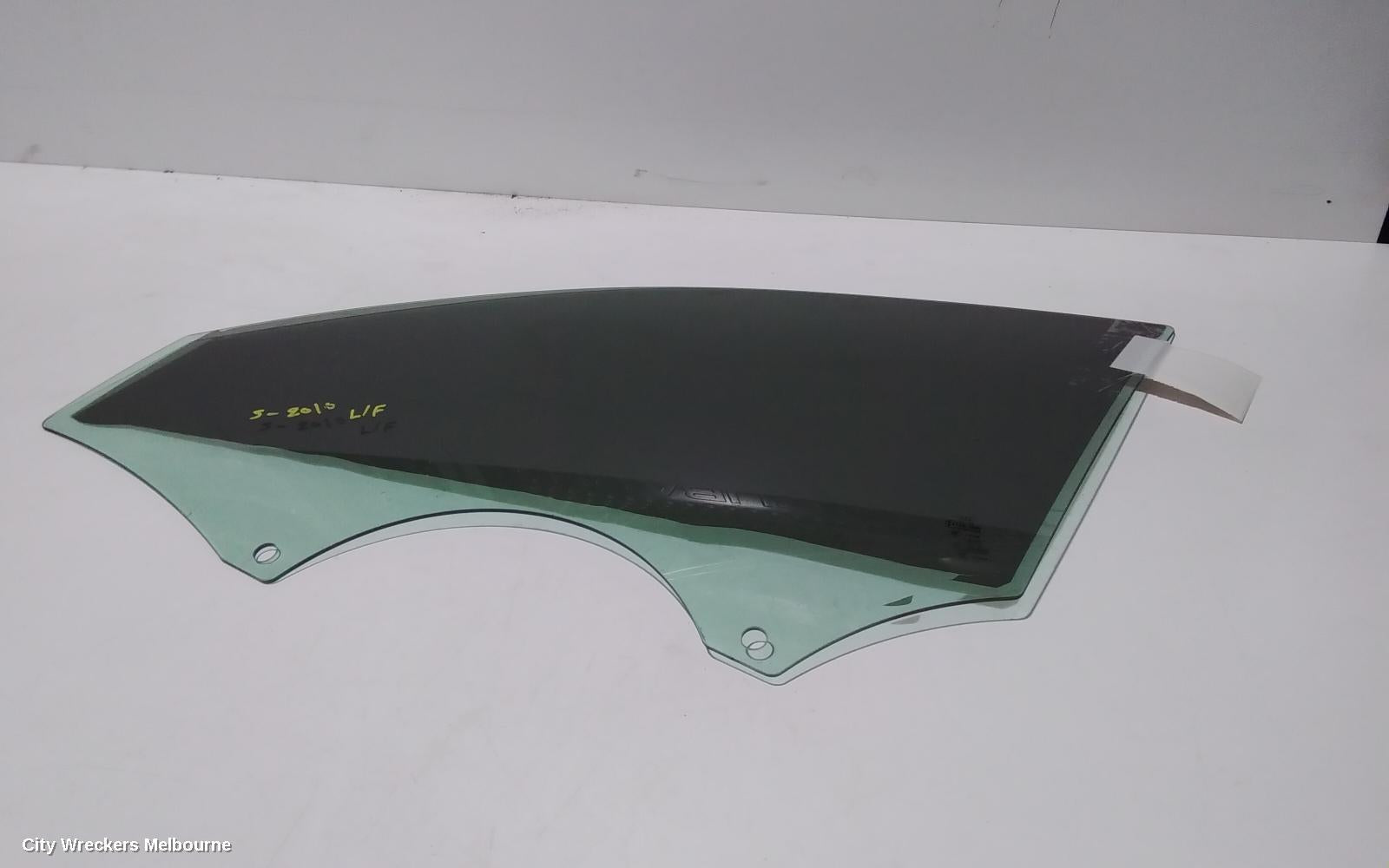 AUDI A1 LEFT FRONT DOOR WINDOW, 8X, 5DR HATCH, 03/2012 - 10/2018 - Image 1