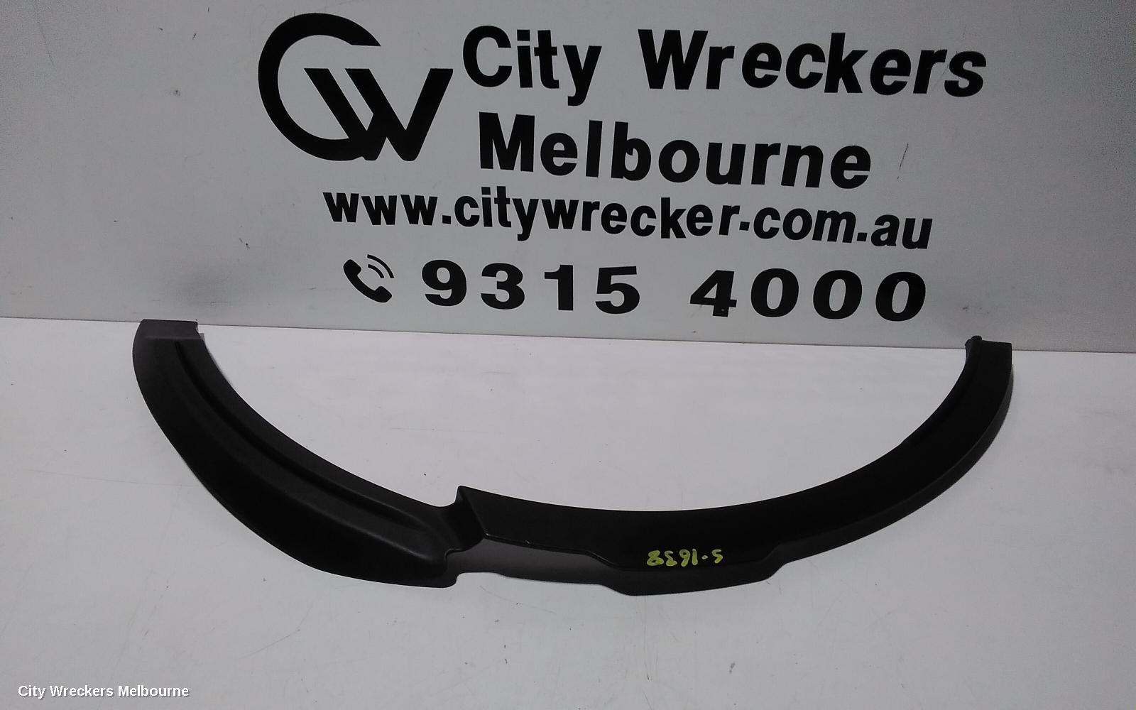 LAND ROVER RANGEROVER EVOQUE WHEEL ARCH FLARE, RH REAR, L538, 11/2011 - 01/2019 - Image 1