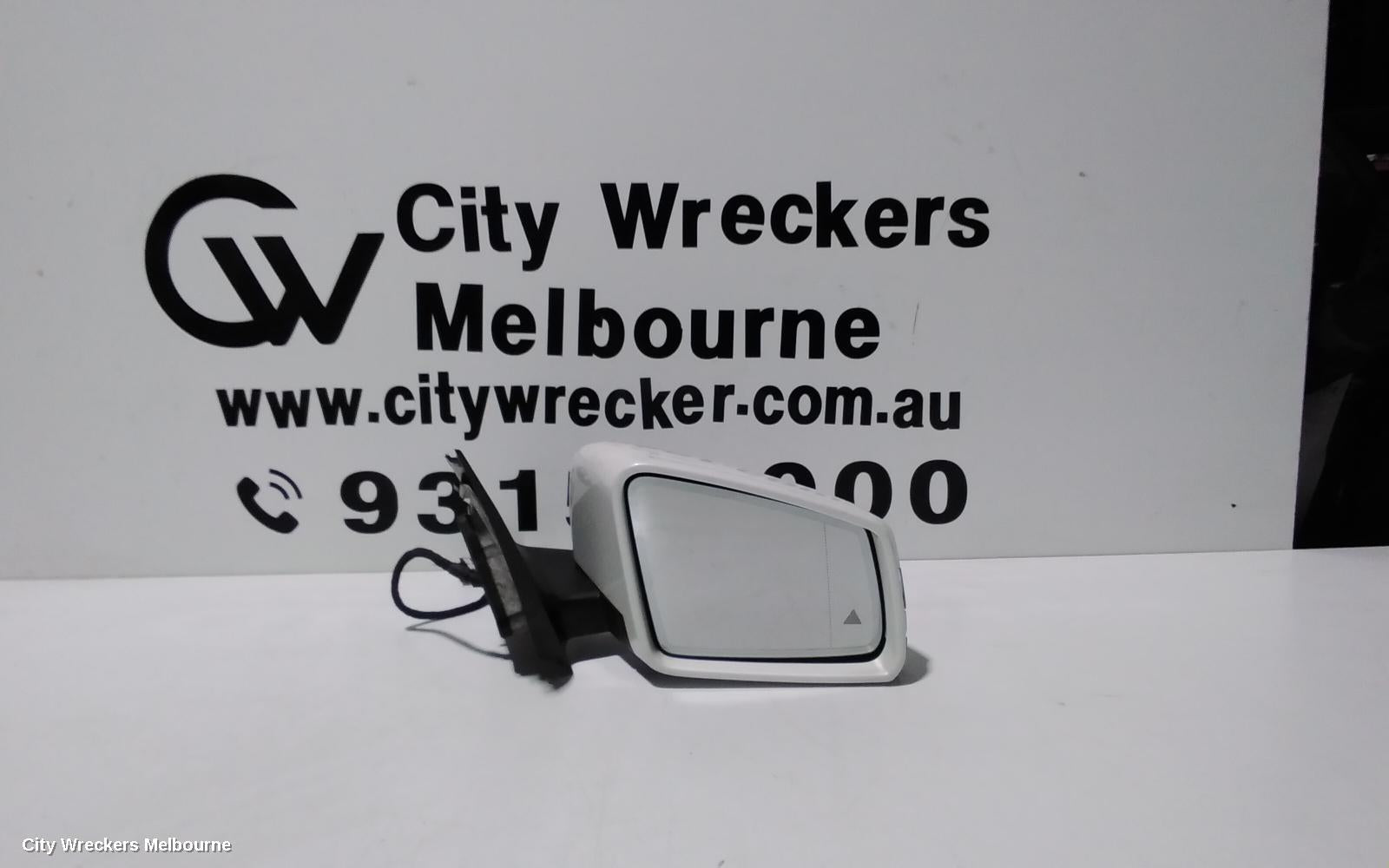 MERCEDES C CLASS RIGHT DOOR MIRROR, C204, POWER FOLD, AUTO DIM, W/ BLIND SPOT, NON MEMORY TYPE, (2 PLUG 04/2010 WIRE), 05/2011 - 04/2015 - Image 2