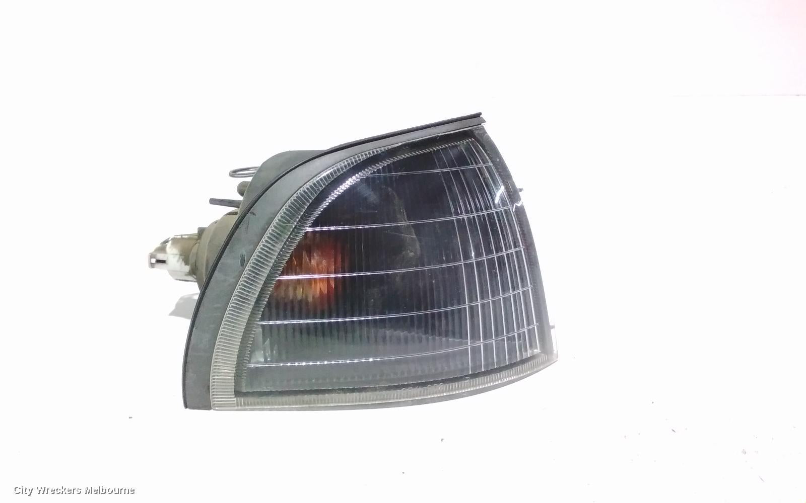 MITSUBISHI MAGNA RIGHT INDICATOR/FOG/SIDE, CORNER LAMP, TH-TJ, 03/1999 - 07/2003 - Image 2