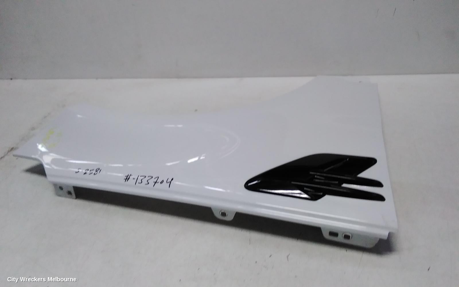LAND ROVER RANGEROVER SPORT RIGHT GUARD, L494, 01/2018 - 04/2022 - Image 2
