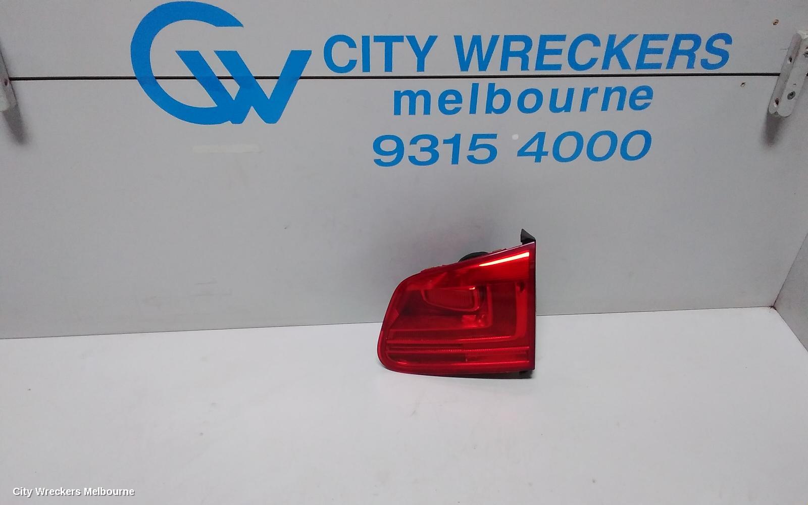VOLKSWAGEN TIGUAN REAR GARNISH, TAILGATE LAMP (RH SIDE), 5N, 07/2011 - 08/2016 - Image 1