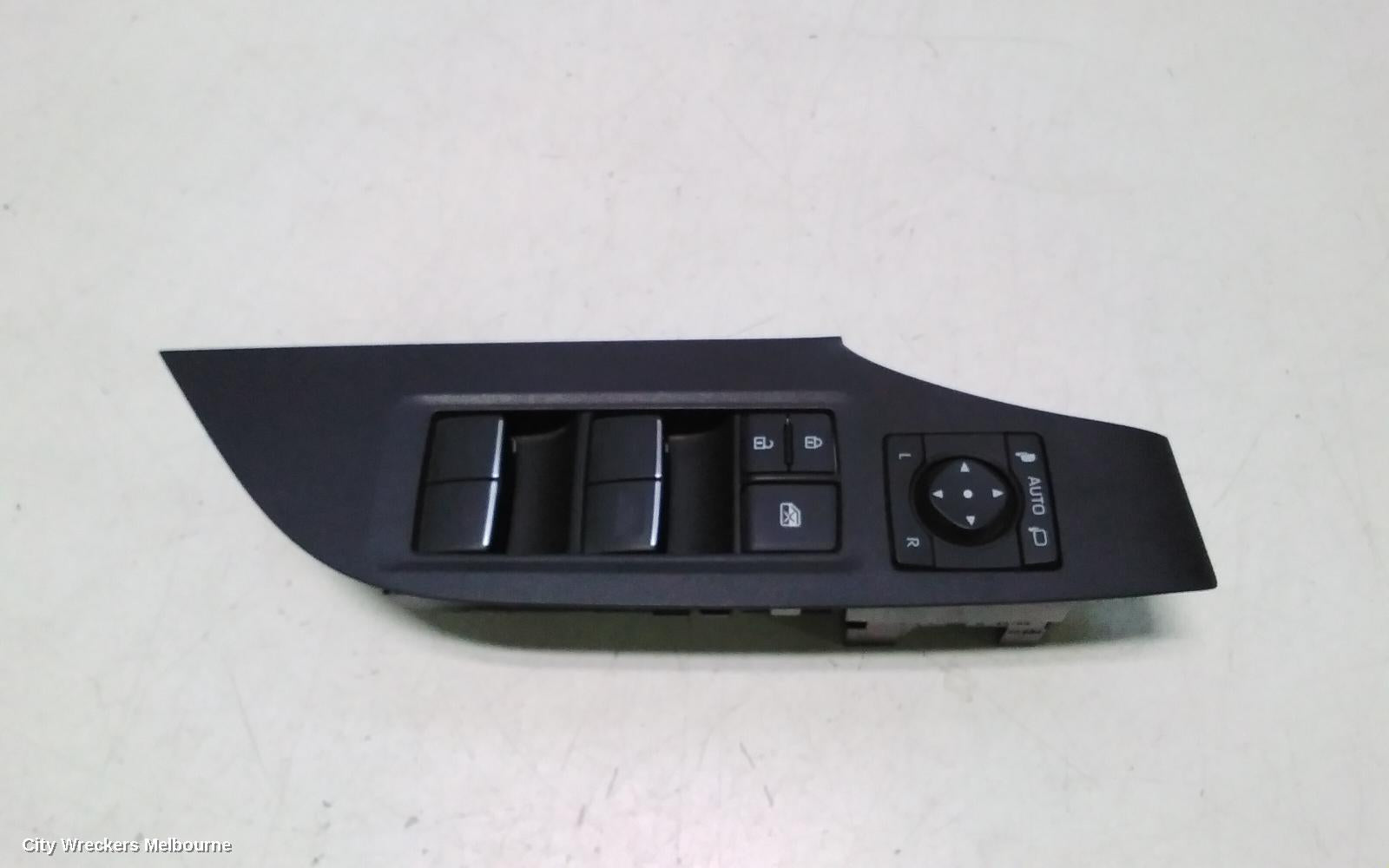 TOYOTA RAV4 PWR DR WIND SWITCH, RH FRONT, BLOCK MASTER SWITCH, AUTO FOLD TYPE, XA50, 11/2018 ONWARDS - Image 1