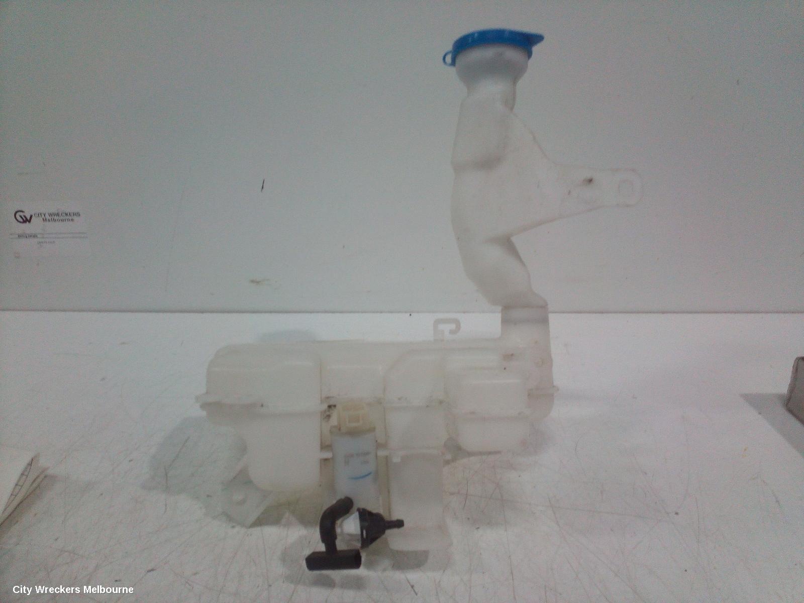 HONDA HRV WASHER BOTTLE, RU, 12/2014 - 10/2021 - Image 3