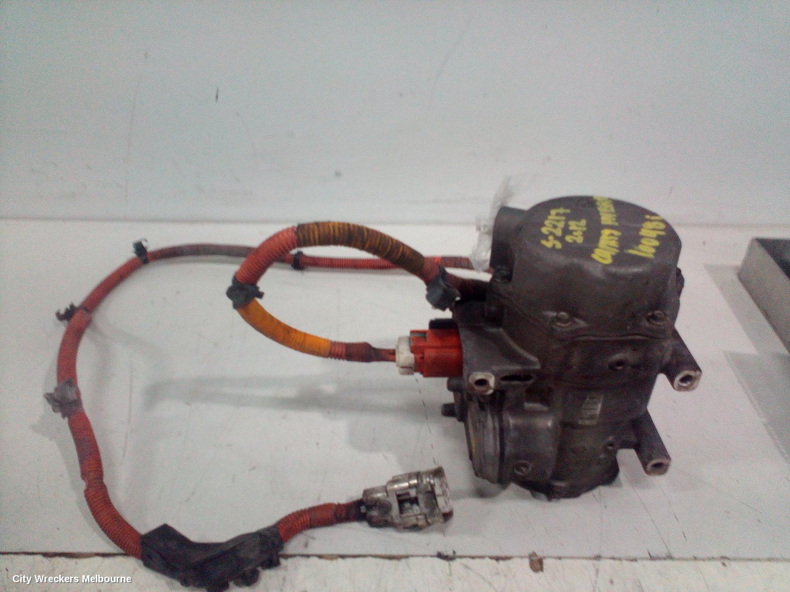 TOYOTA CAMRY A/C COMPRESSOR, AVV50, 2.5, 2AR-FXE, HYBRID, 03/2012 - 10/2017 - Image 2