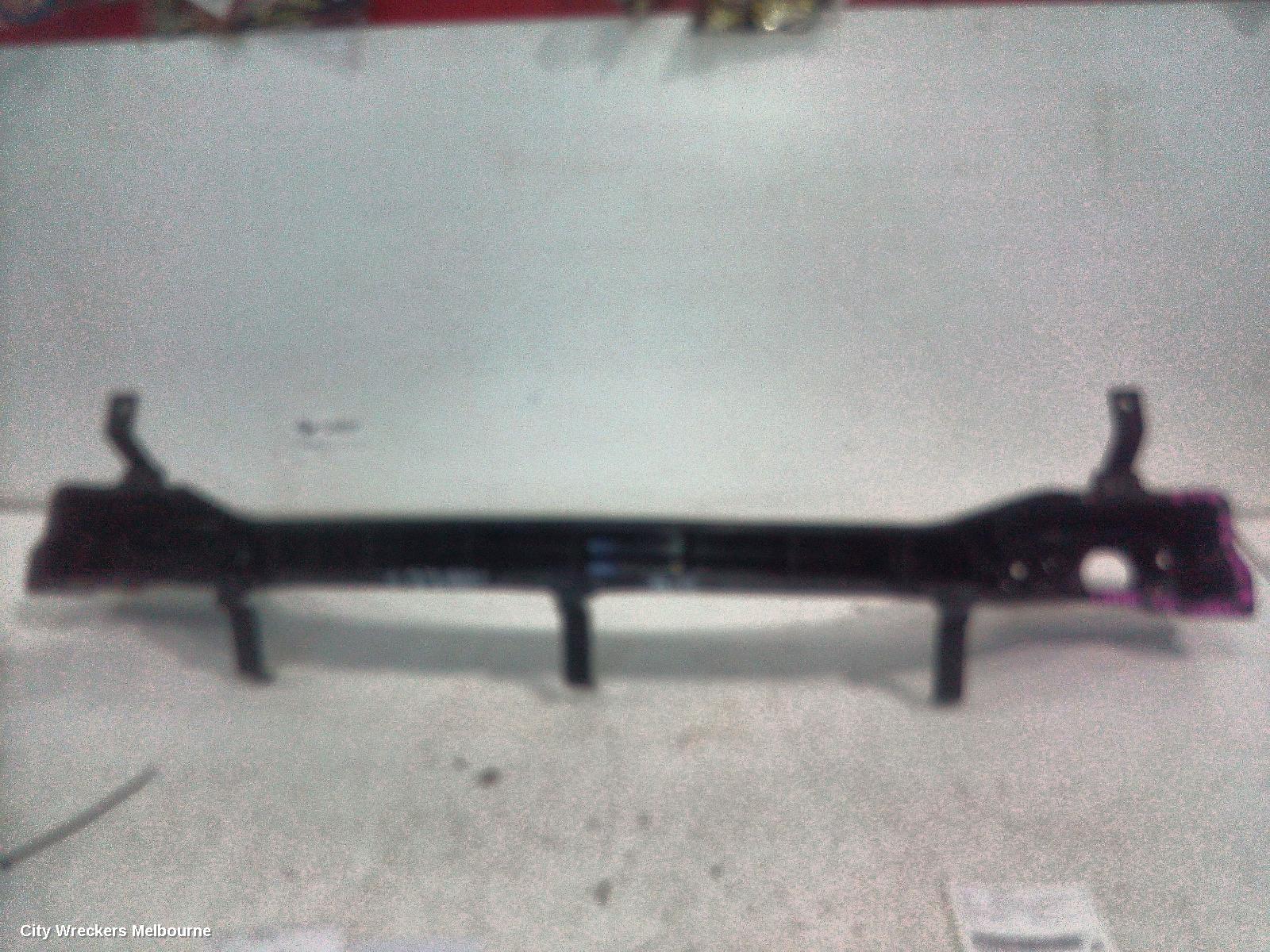 HYUNDAI SANTA FE R/BAR BRACKET/REINFO, MAIN REINFORCEMENT, TM, 03/2018 - 09/2020 - Image 1