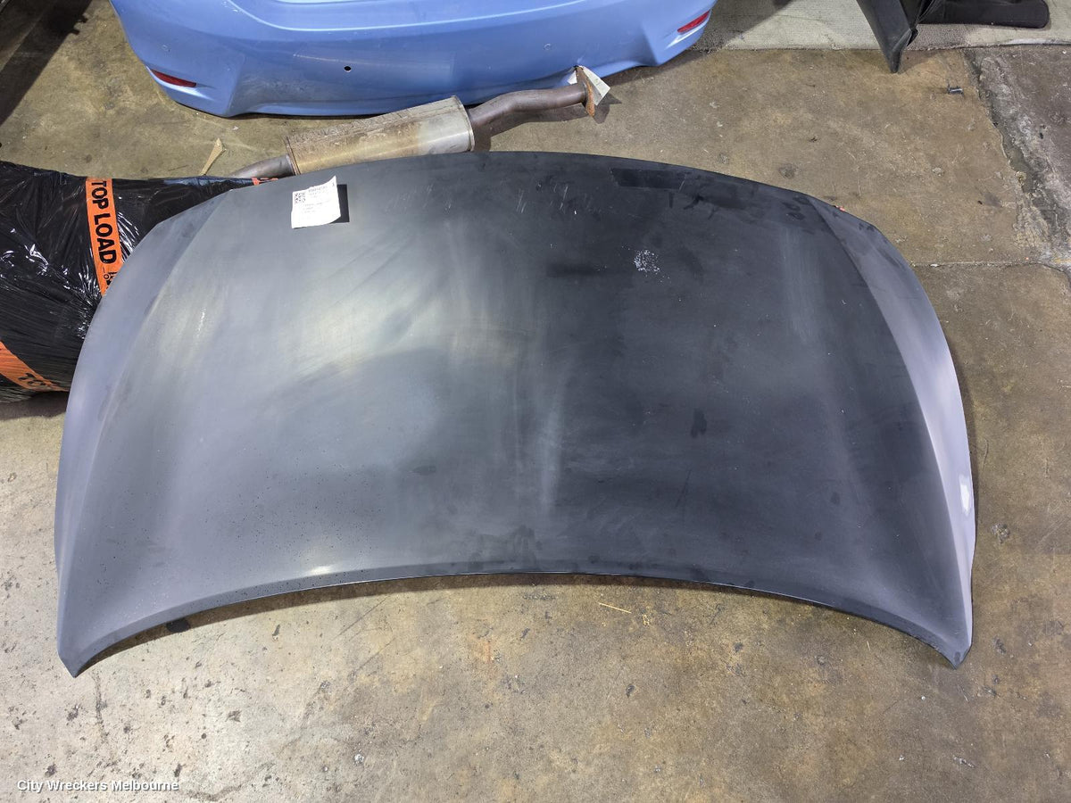 KIA CARNIVAL/GRAND CARNIVAL BONNET, YP, 12/2014 - 10/2020 - Image 1