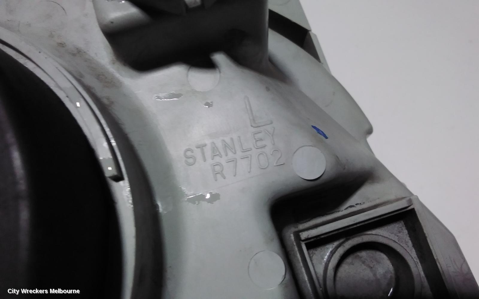 MAZDA MPV LEFT HEADLAMP, LW, LENS # STANLEY R6899, 08/1999 - 05/2002 - Image 3