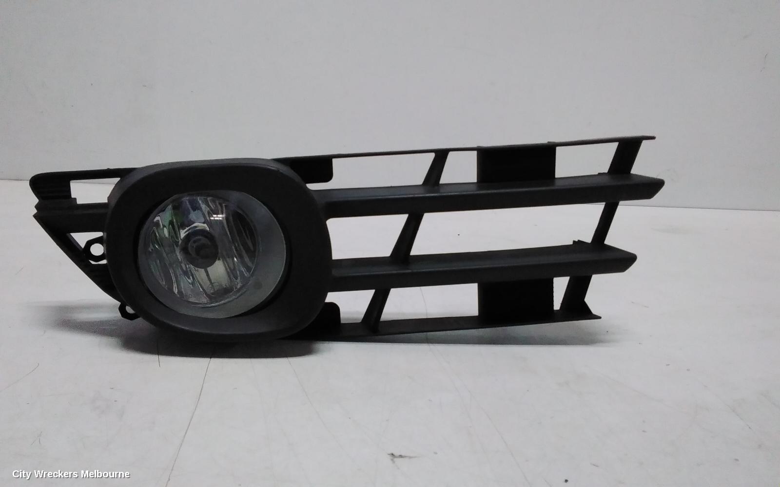 TOYOTA TARAGO LEFT INDICATOR/FOG/SIDE, BUMPER FOGLAMP, ACR50R, 03/2006 - 06/2020 - Image 1