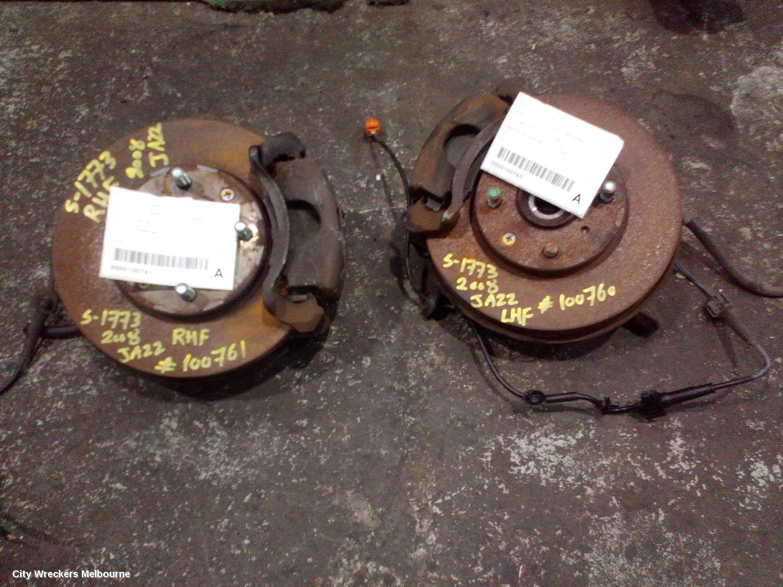 HONDA JAZZ RIGHT FRONT HUB ASSEMBLY, 1.3, ABS TYPE, GD, 10/2002 - 09/2008 - Image 2