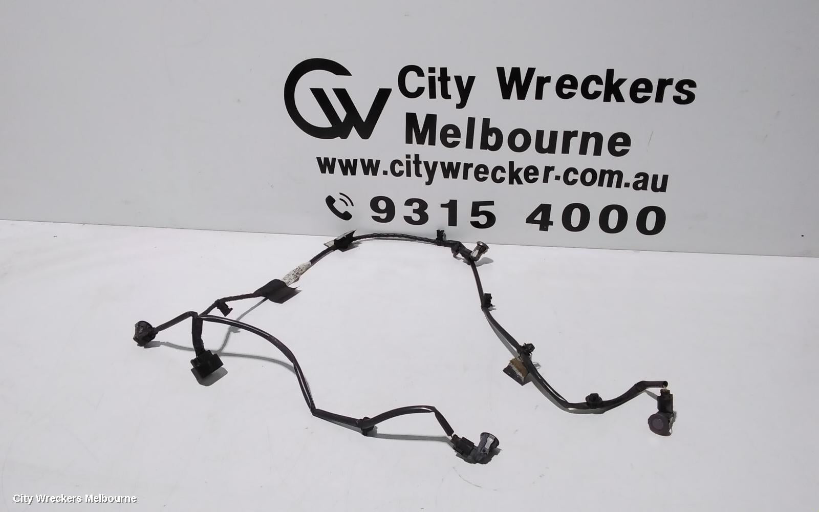 MITSUBISHI OUTLANDER, ZH, 09/2009 - 10/2012, 4 PARKING SENSORS WITH WIRING LOOM: 105783 - Image 1