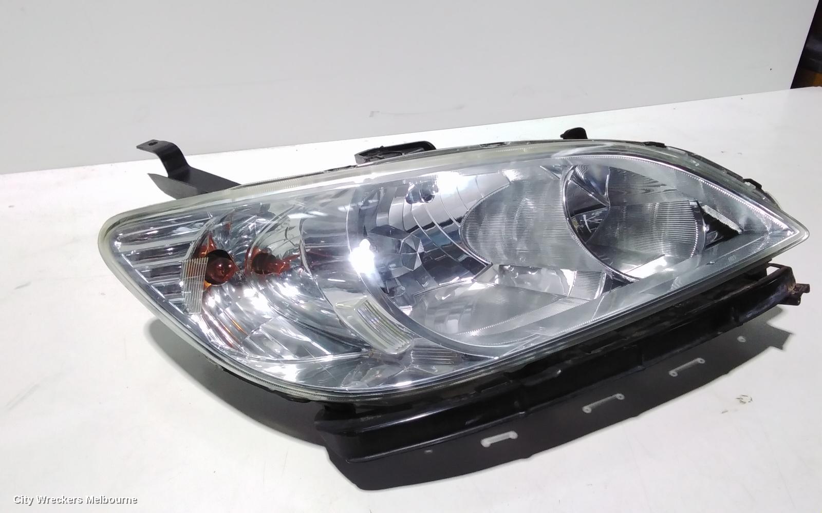 HONDA CIVIC RIGHT HEADLAMP, 7TH GEN, SEDAN, 02/2004 - 12/2005 (AUST TYPE) - Image 3