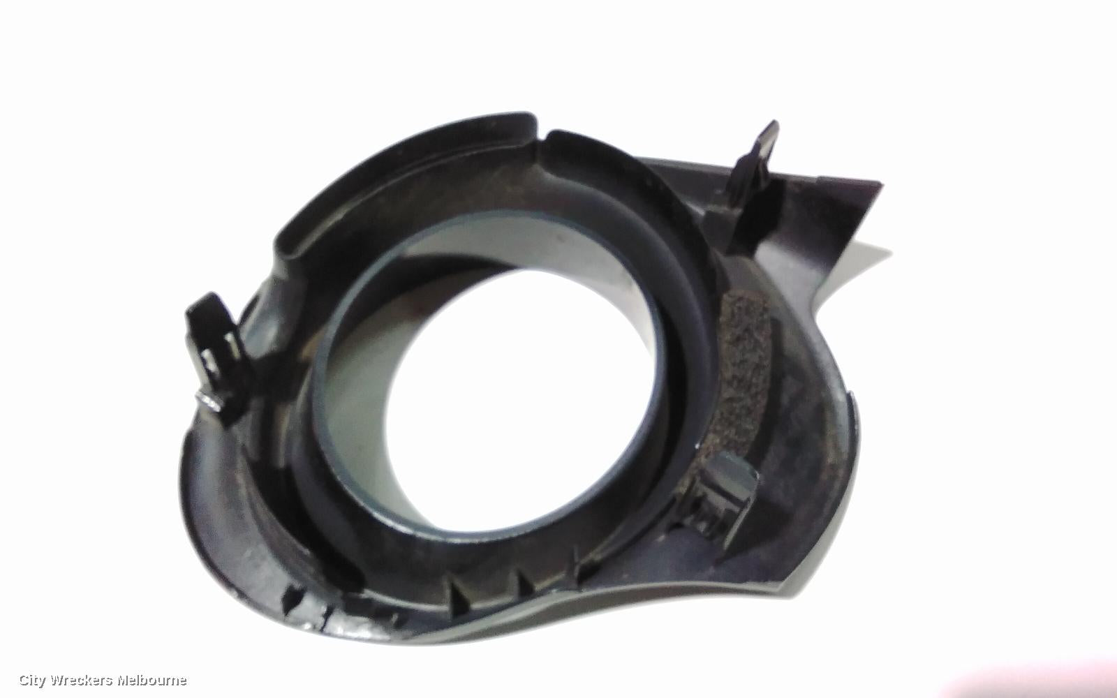 TOYOTA PRIUS LEFT INDICATOR/FOG/SIDE, NHP10R, PRIUS C, FOGLAMP SURROUND, 02/2015 - 07/2017 - Image 3