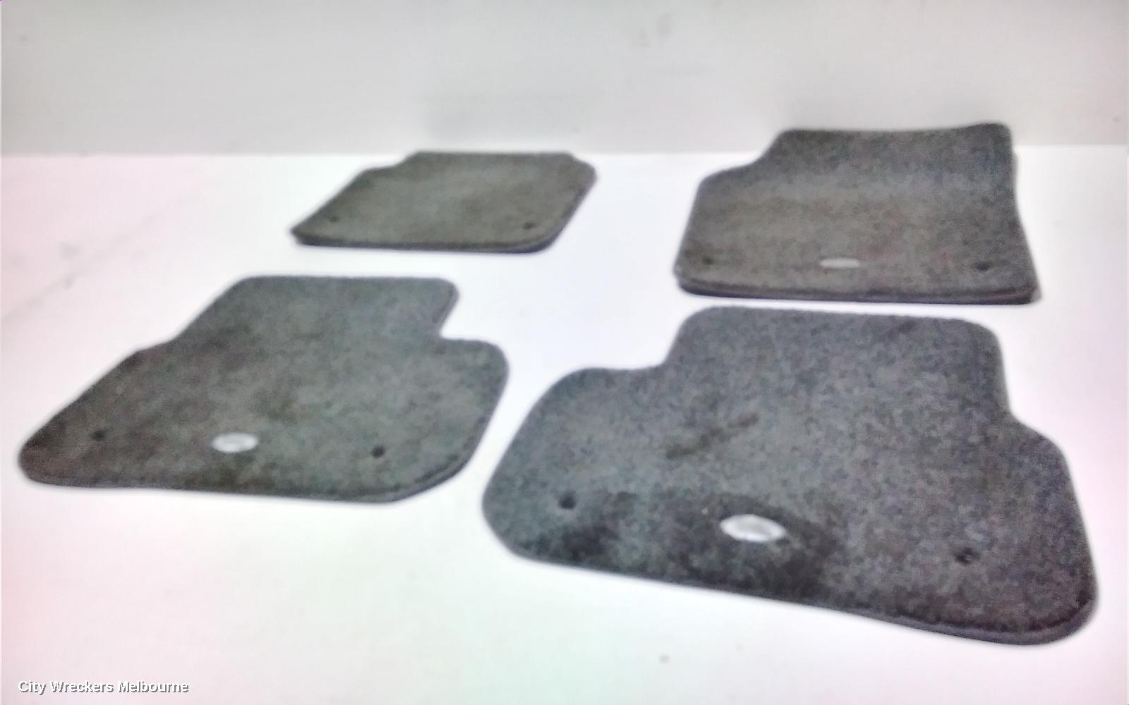 LAND ROVER DISCOVERY SPORT FLOOR MATS, L550, 01/2015 ONWARDS - Image 1