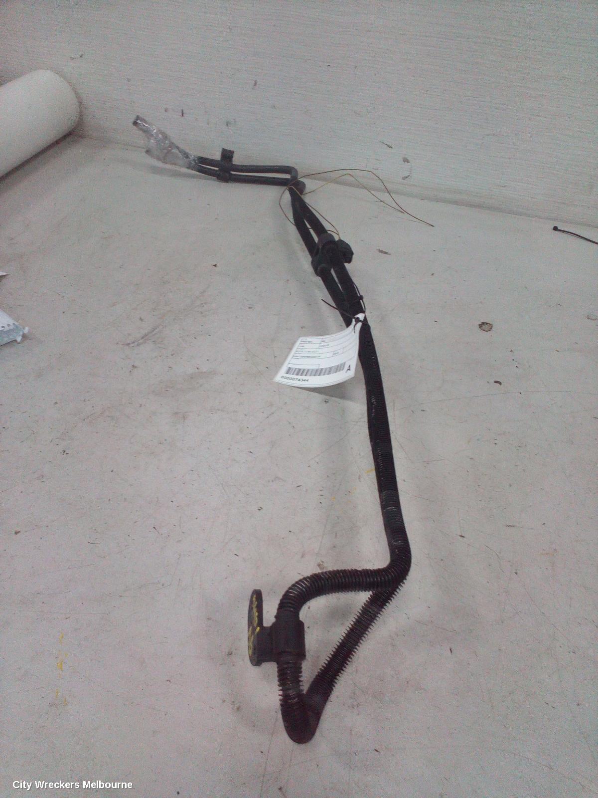 AUDI A6 COOLER, ENGINE OIL COOLER, DIESEL, 3.0, C6/4F (A6), BMK CODE, 11/2004 - 09/2008 - Image 1