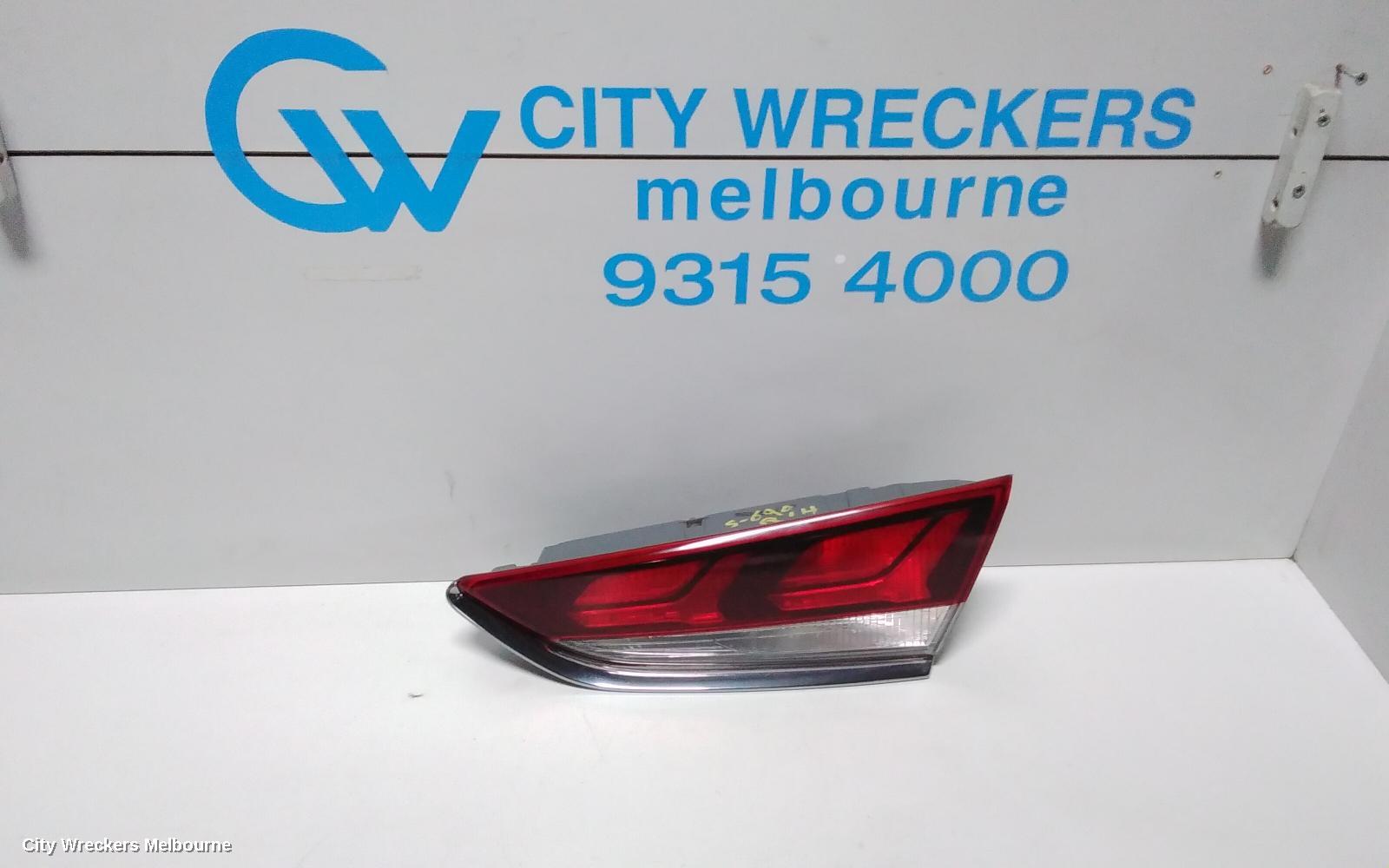 HYUNDAI SONATA REAR GARNISH, BOOTLID LAMP (RH SIDE), LED TYPE, LF, 08/2017 - 01/2020 - Image 1