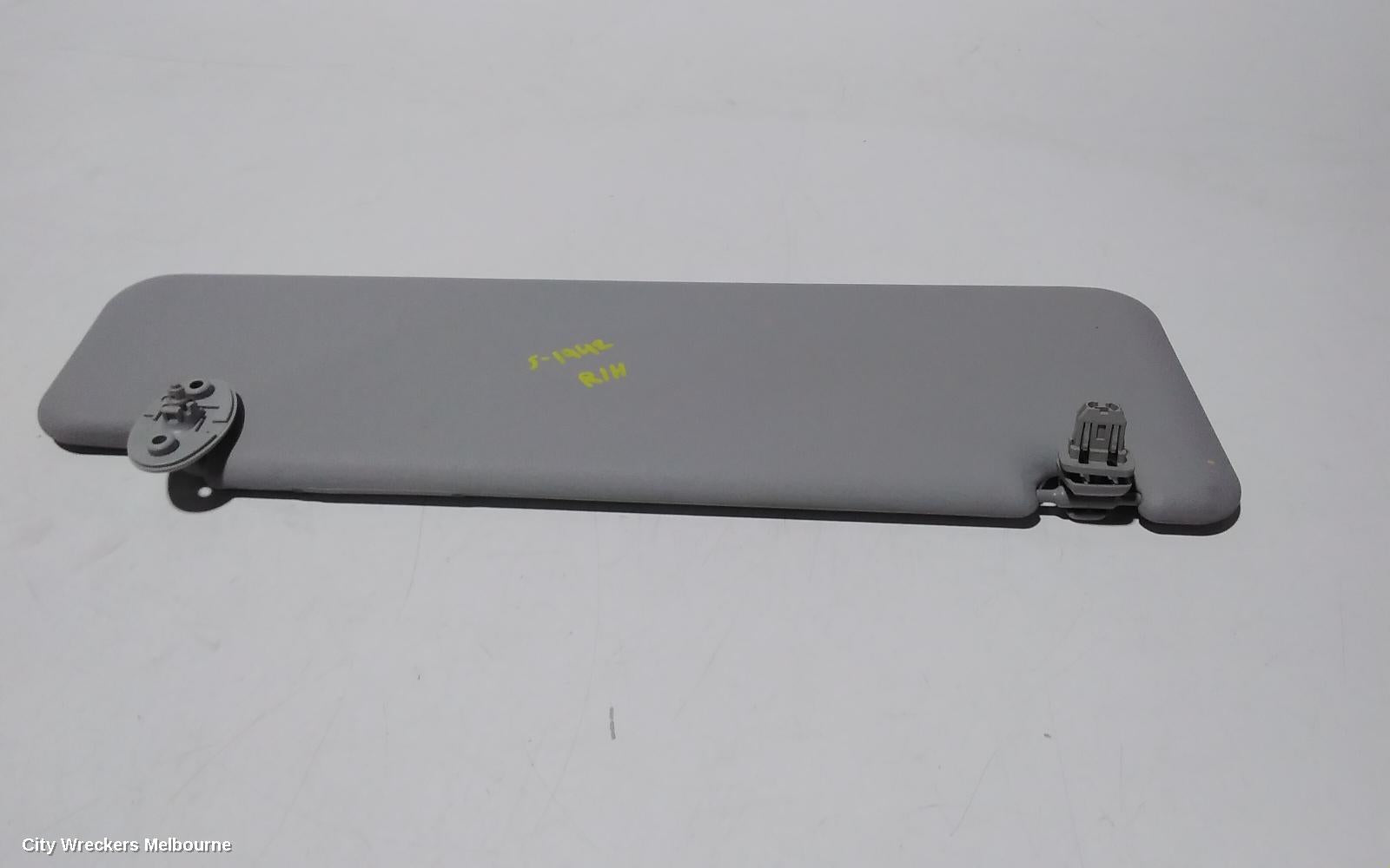 TOYOTA HIACE SUNVISOR, 300 SERIES, RH SIDE, 04/2019 ONWARDS - Image 2
