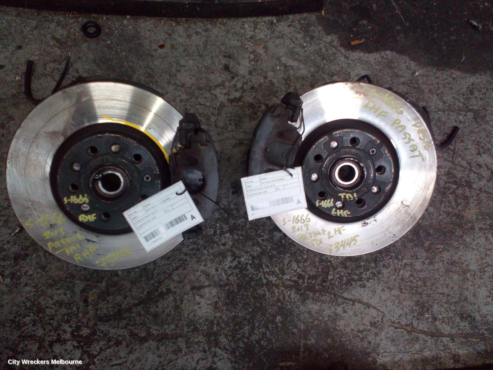 VOLKSWAGEN PASSAT RIGHT FRONT HUB ASSEMBLY, 3C/3CC, MK6, B6-B7, 03/2006 - 05/2015 - Image 2