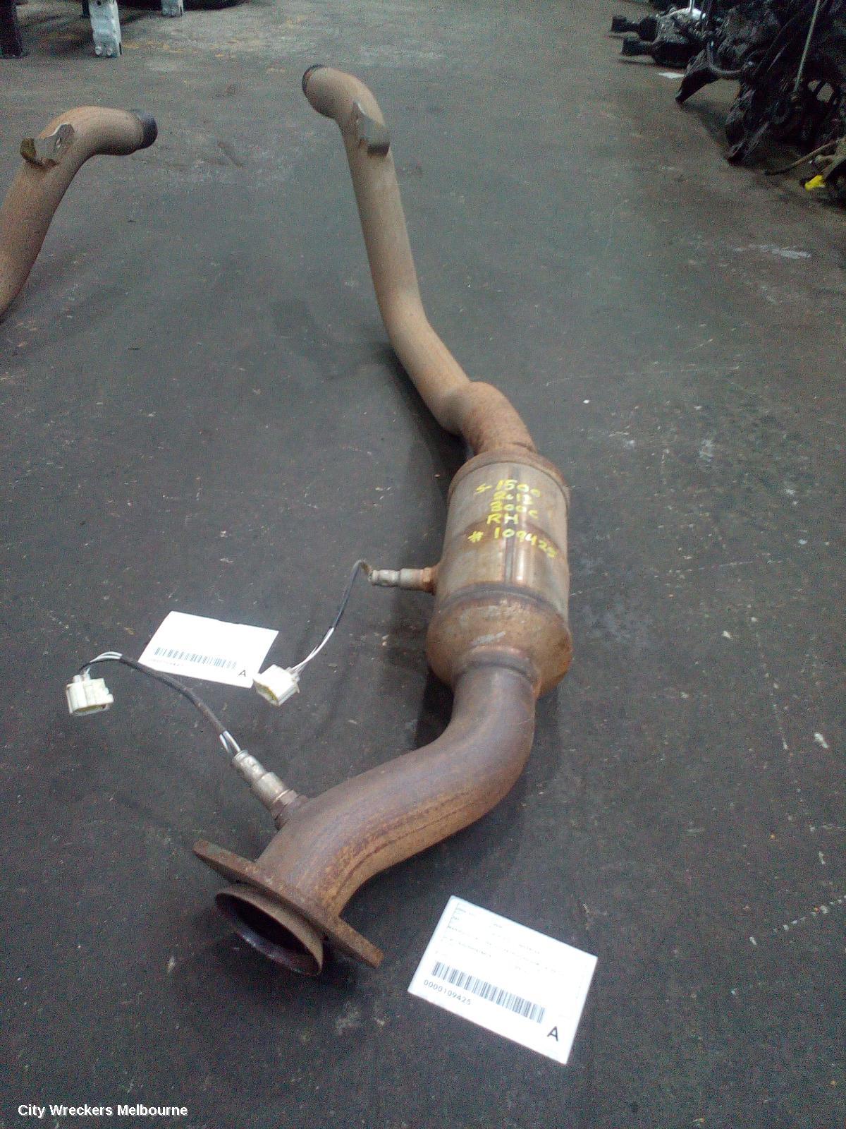 CHRYSLER 300C CATALYTIC CONVERTER, MANIFOLD-CAT TYPE, 3.6, PETROL, RH SIDE, LX, 07/2012 ONWARDS - Image 3