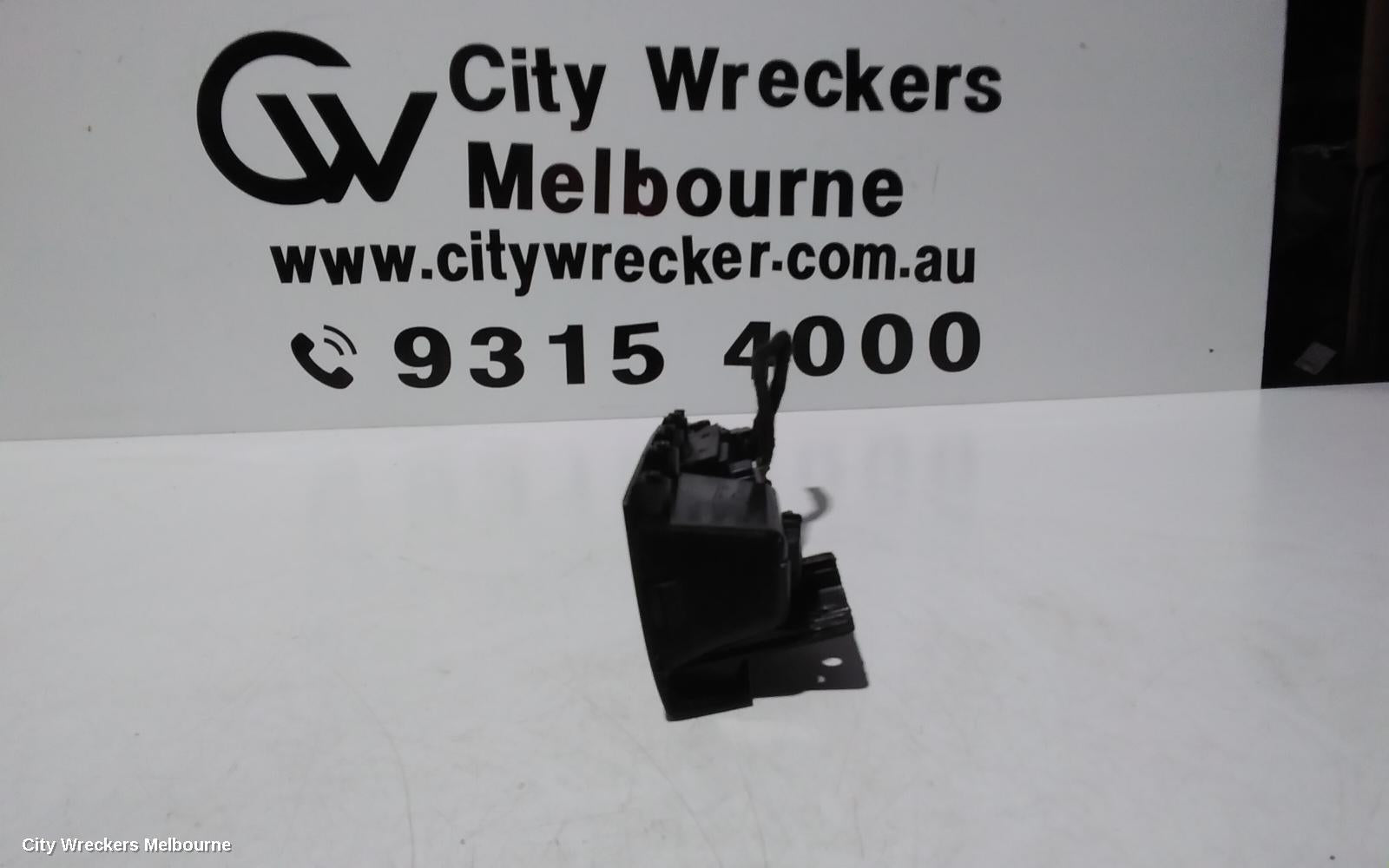 HOLDEN CRUZE PWR DR WIND SWITCH, RH FRONT (MASTER SWITCH), JH, 03/2011 - 01/2017 - Image 2