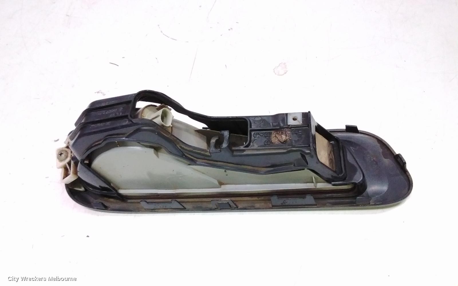 MITSUBISHI OUTLANDER LEFT TAILLIGHT, ZJ, BUMPER REFLECTOR, 10/2012 - 03/2015 - Image 3