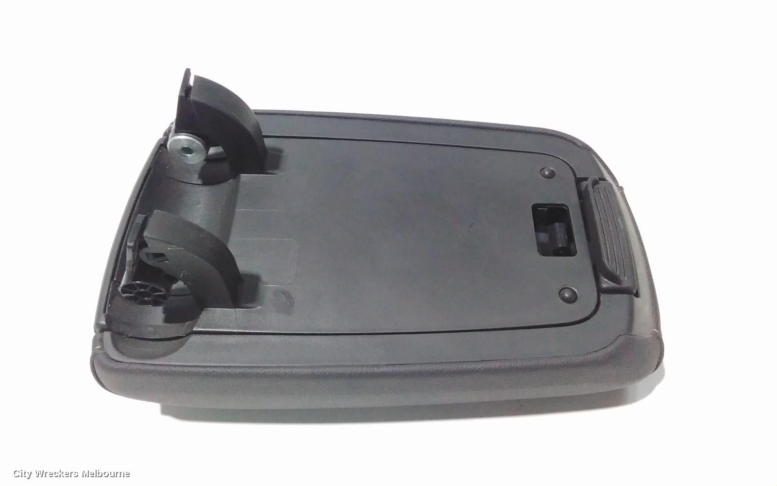 HOLDEN ASTRA CONSOLE, BK-BL, 09/2016 - 12/2020 - Image 3
