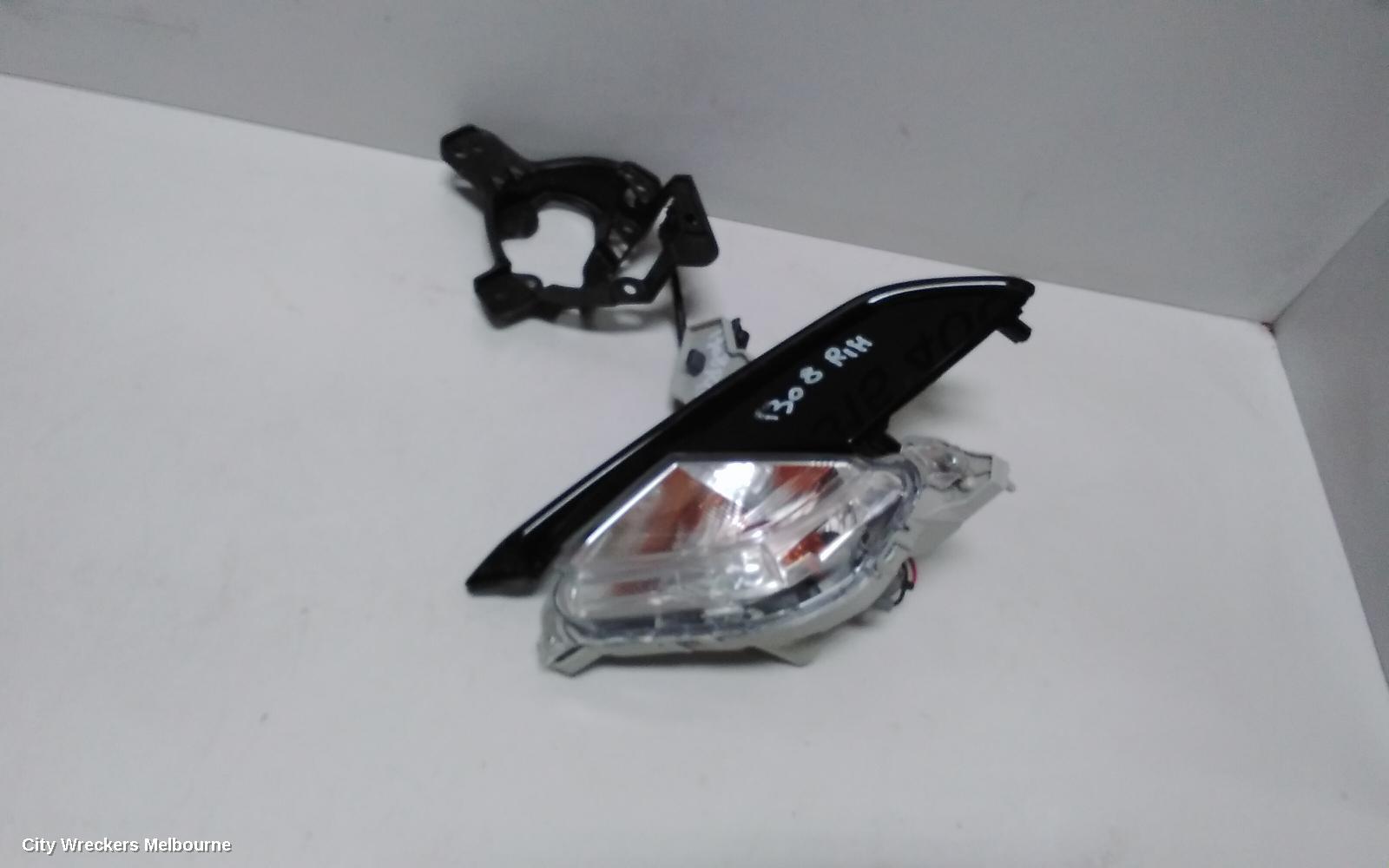 MAZDA CX3 RIGHT INDICATOR/FOG/SIDE, BUMPER FLASHER, DK, 03/2015 ONWARDS - Image 2