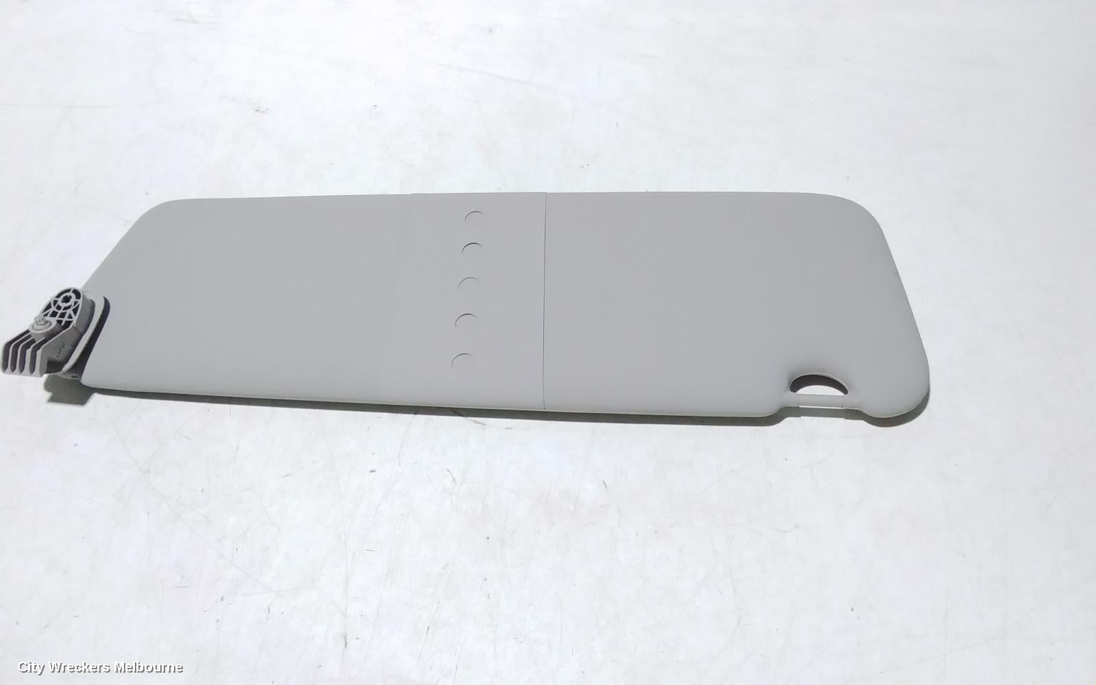 MITSUBISHI EXPRESS SUNVISOR, SN, RH SIDE, 03/2020 - 12/2022 - Image 3