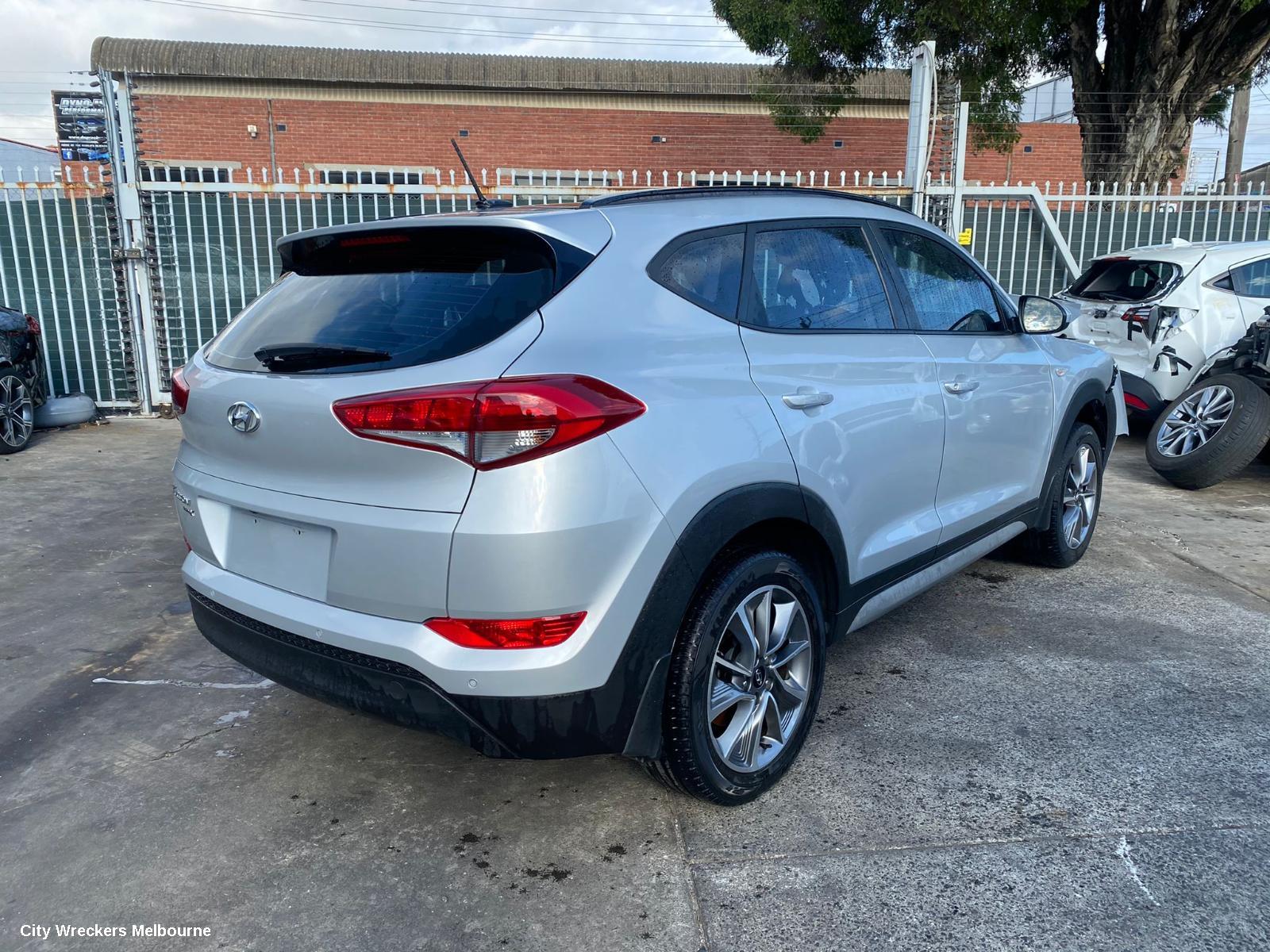 HYUNDAI TUCSON FRONT SEAT, RH FRONT, TL, LEATHER, ACTIVE X/HIGHLANDER, 07/2015 - 01/2021 - Image 2