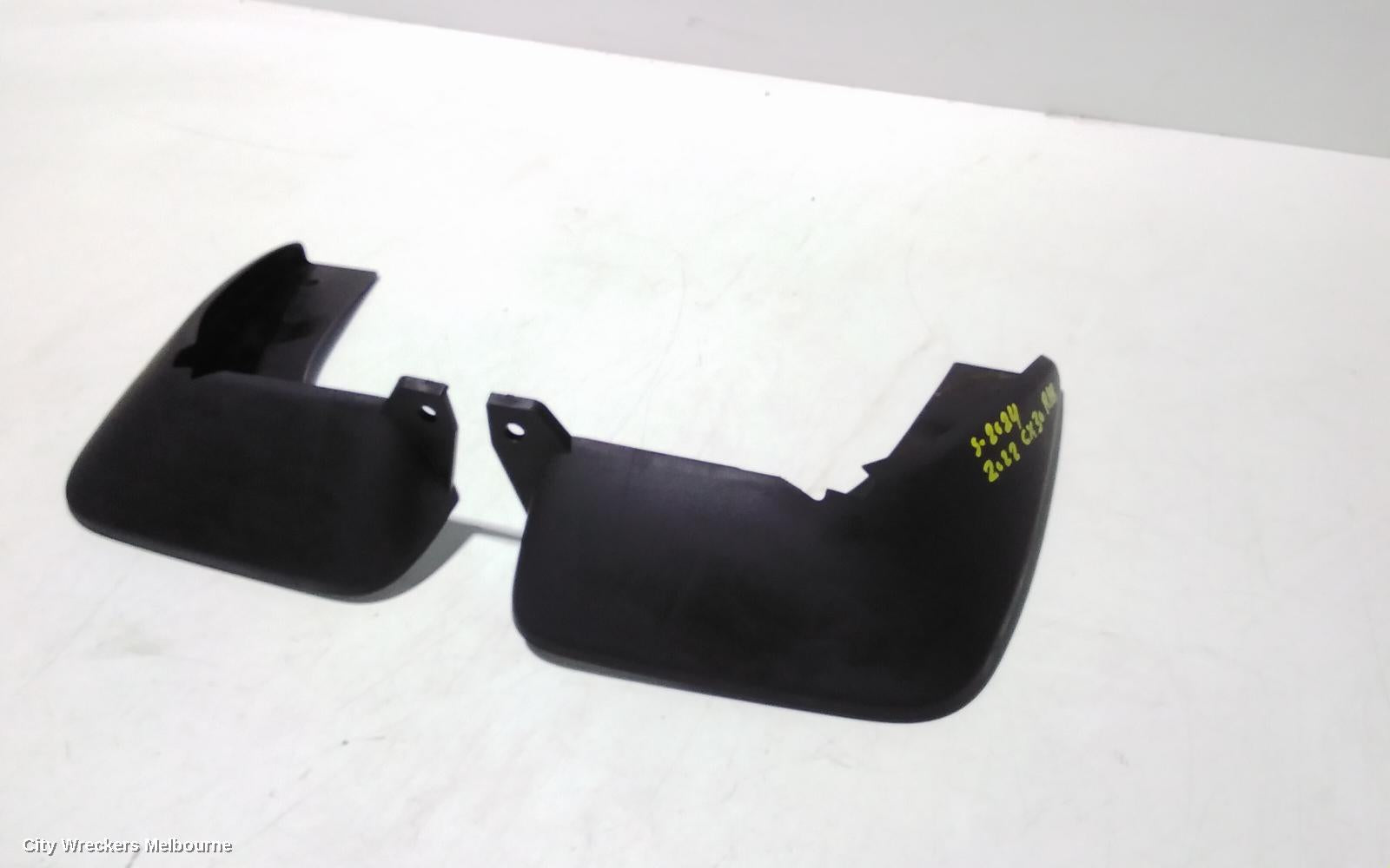 MAZDA CX30 MUD FLAPS, DM, 10/2019 ONWARDS - Image 2