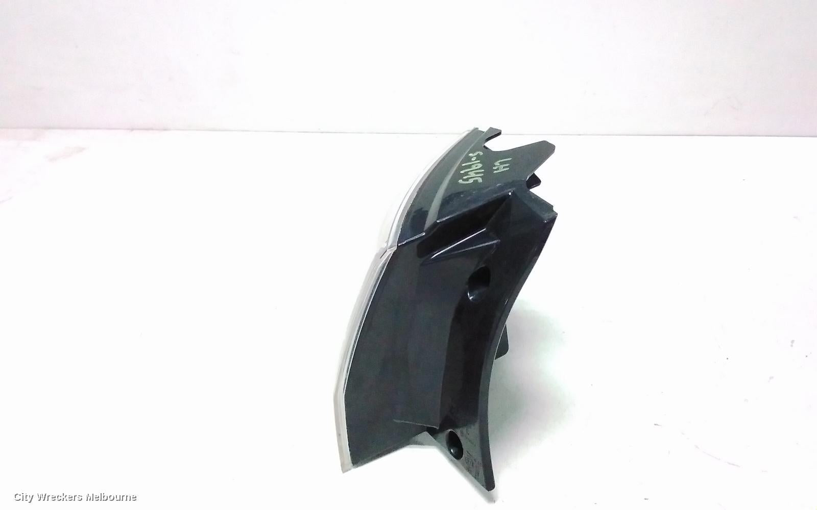 MITSUBISHI OUTLANDER LEFT TAILLIGHT, ZG-ZH, IN BODY, 11/2006 - 10/2012 - Image 3
