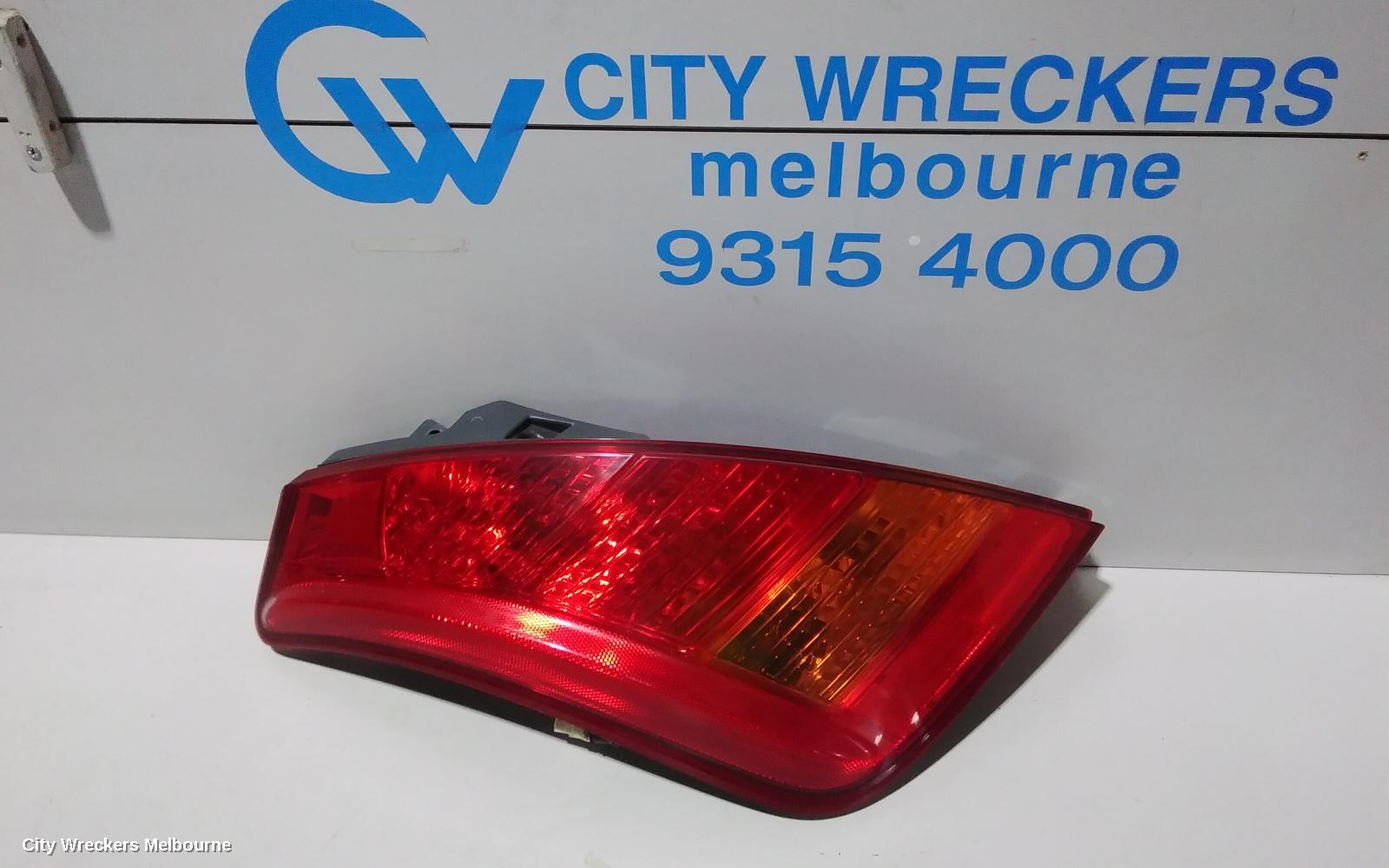 NISSAN MURANO LEFT TAILLIGHT, Z50, 05/2002 - 12/2008 - Image 2