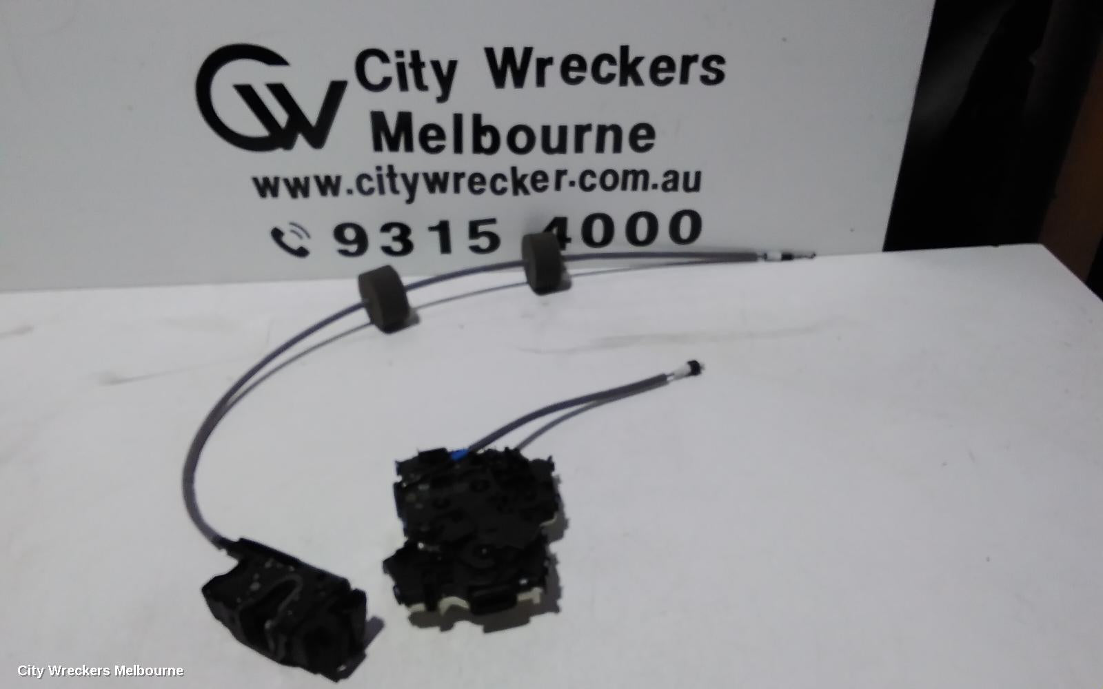 MERCEDES VITO DOOR/BOOT/GATE LOCK, LEFT REAR DOOR LOCK, 447, 03/2015 ONWARDS - Image 2