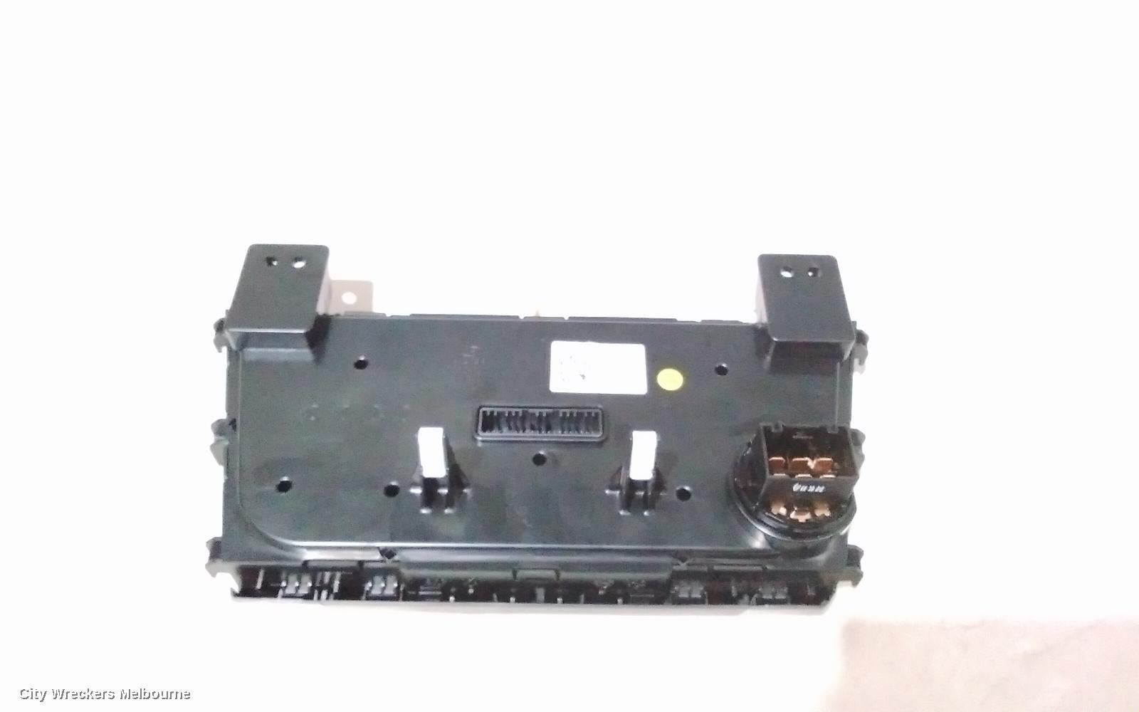 HYUNDAI ELANTRA HEATER/AC CONTROLS, AD, NON CLIMATE CONTROL TYPE, 12/2015 - 09/2018 - Image 3