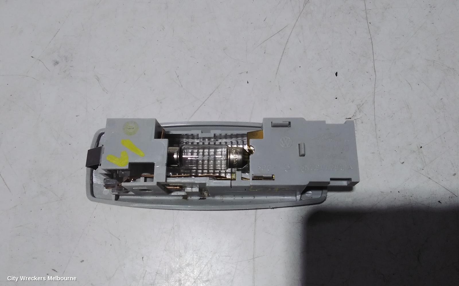 HYUNDAI GENESIS COURTESY LIGHT, DH, 11/2014 - 01/2018 - Image 3