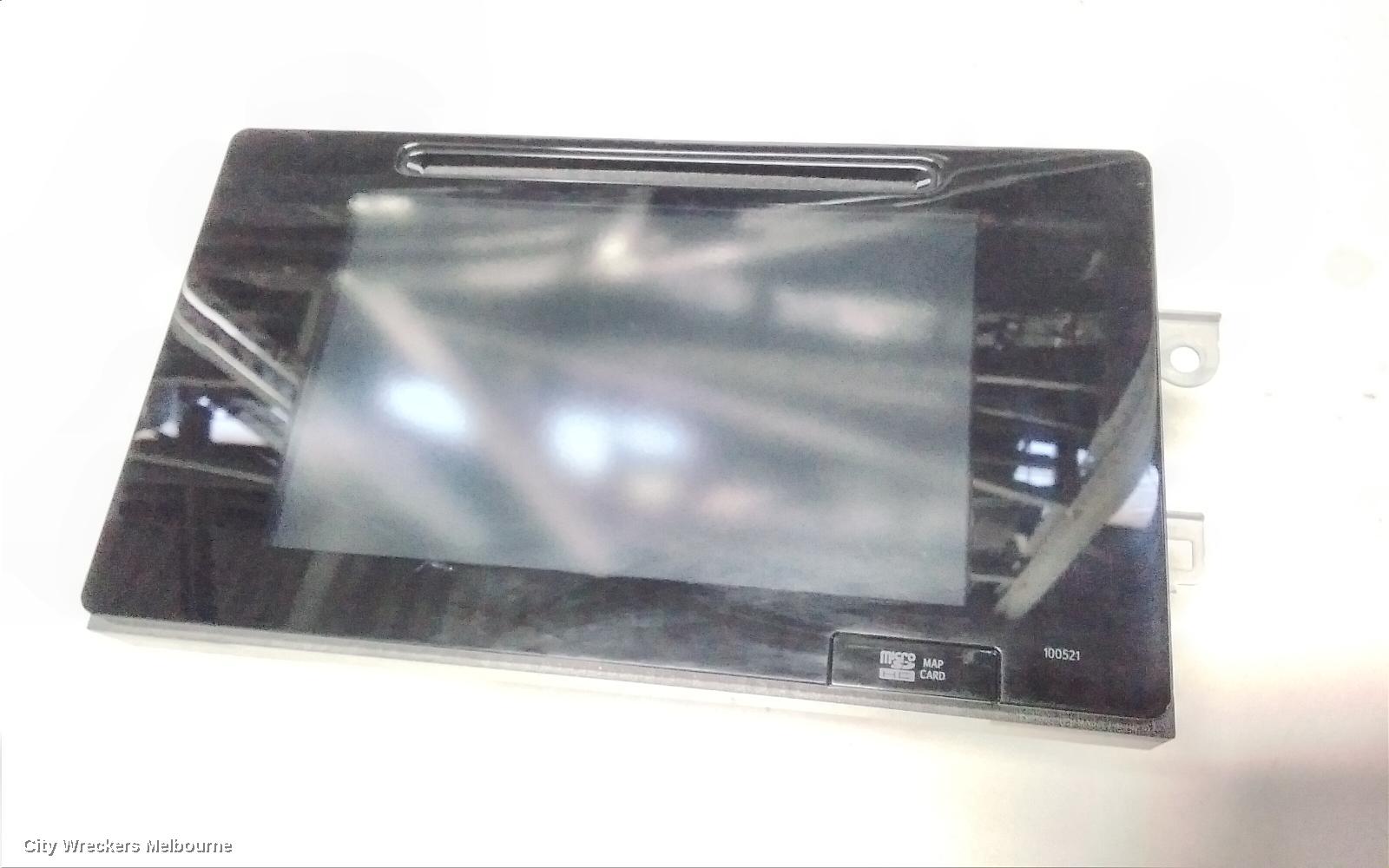 TOYOTA COROLLA RADIO/CD/DVD/SAT/TV, 7IN TOUCHSCREEN (P/N ON FACE 100521), ZRE182R, HATCH, 03/2015 - 06/2018 - Image 2