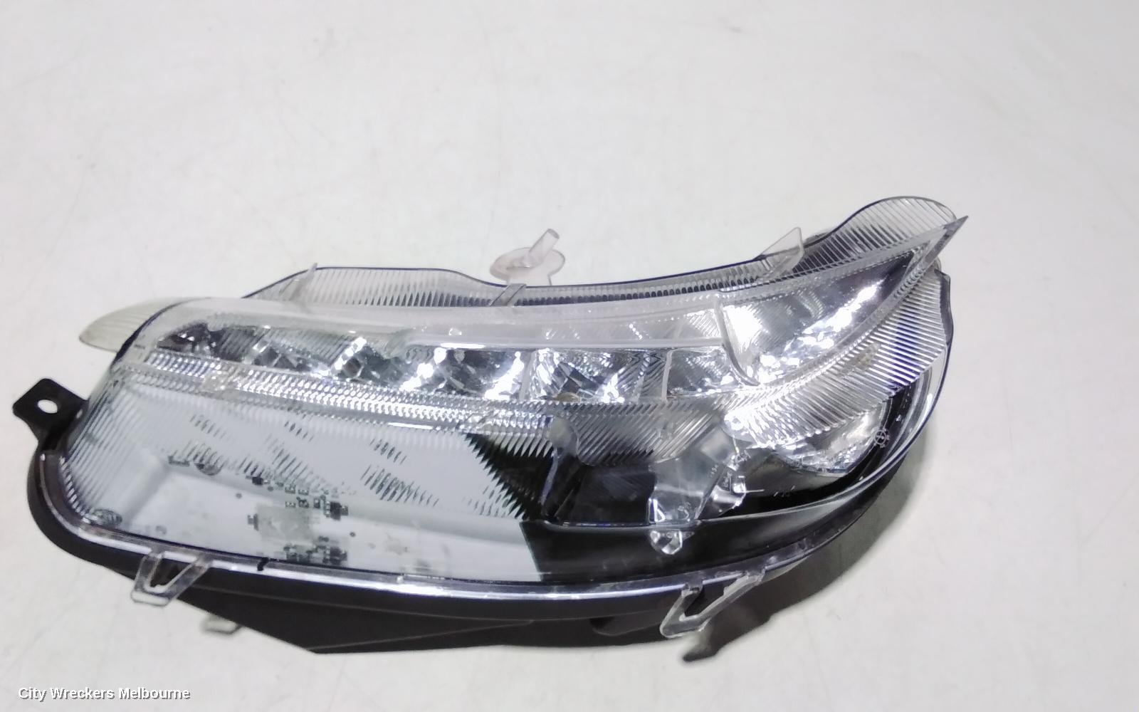 TOYOTA CAMRY LEFT INDICATOR/FOG/SIDE, BUMPER FLASHER, ASV50/AVV50, 05/2015 - 10/2017 - Image 1