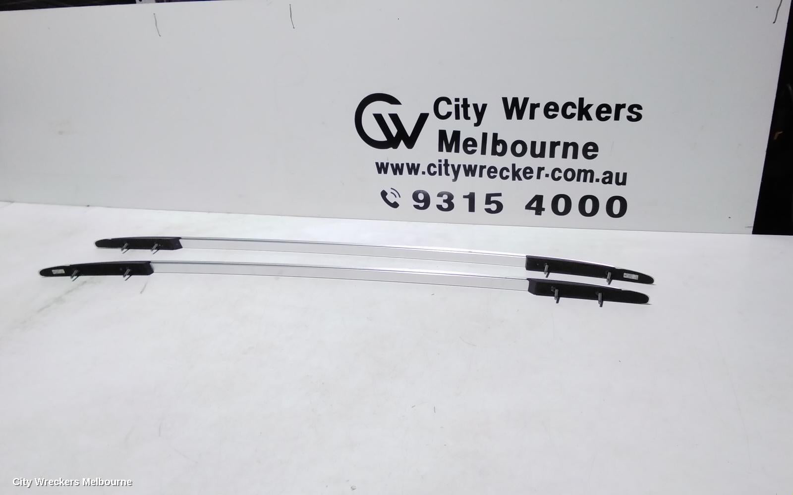 VOLKSWAGEN T-ROC ROOF RAIL - Image 3
