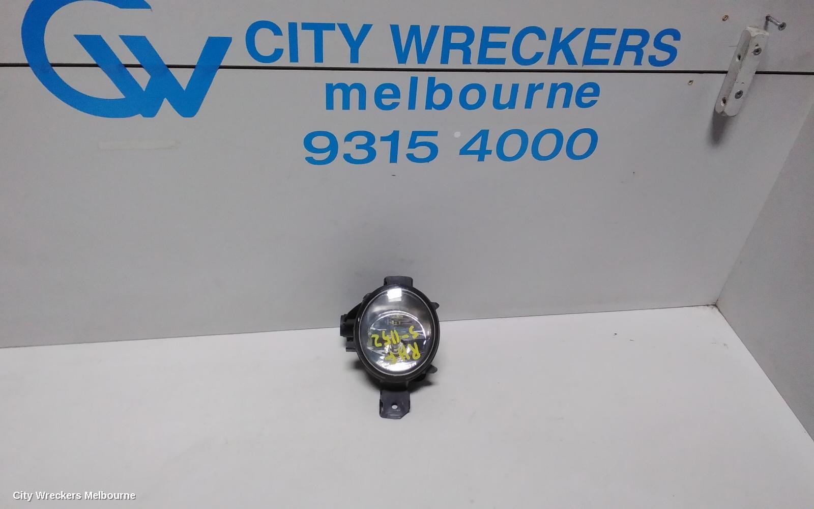 BMW 1 SERIES RIGHT INDICATOR/FOG/SIDE, BUMPER FOGLAMP, E82/E87/E88, COUPE/HATCH/CABRIO, OVAL TYPE, 10/2004 - 09/2013 - Image 2