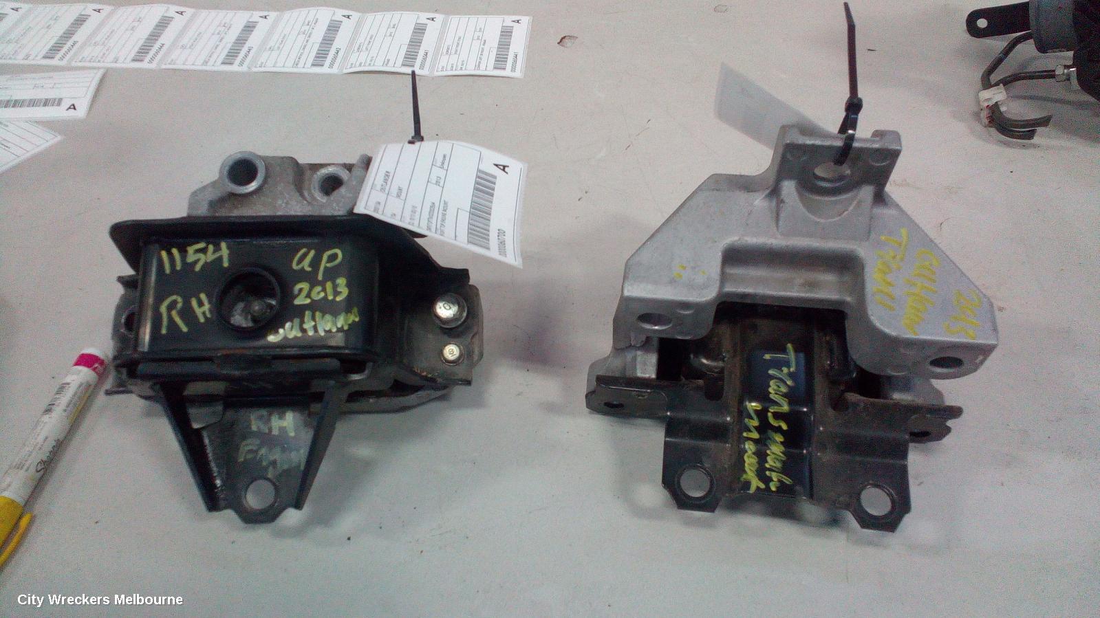 MITSUBISHI OUTLANDER MOUNT, ZJ, 10/2012 - 03/2015 - Image 3