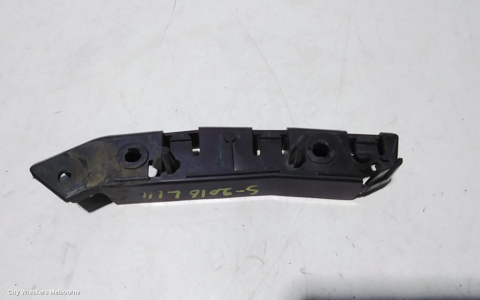FORD FOCUS, LW 05/2011 - 08/2015, LHF BAR SLIDER: 91736 - Image 1