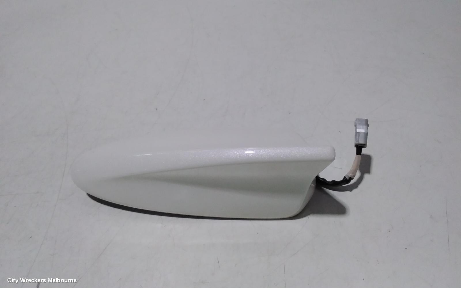 MAZDA CX3 ANTENNA, DK, 03/2015 ONWARDS - Image 1
