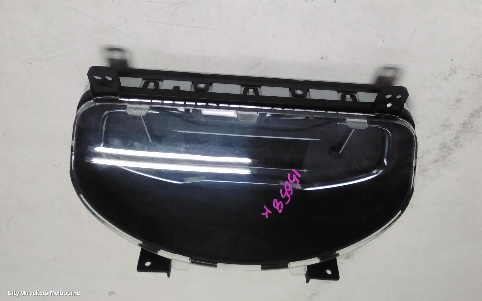 LDV G10 INSTRUMENT CLUSTER, INSTRUMENT CLUSTER, DIESEL, 2.0, AUTO T/M, SV7C, VAN, 07/2021 ONWARDS - Image 1