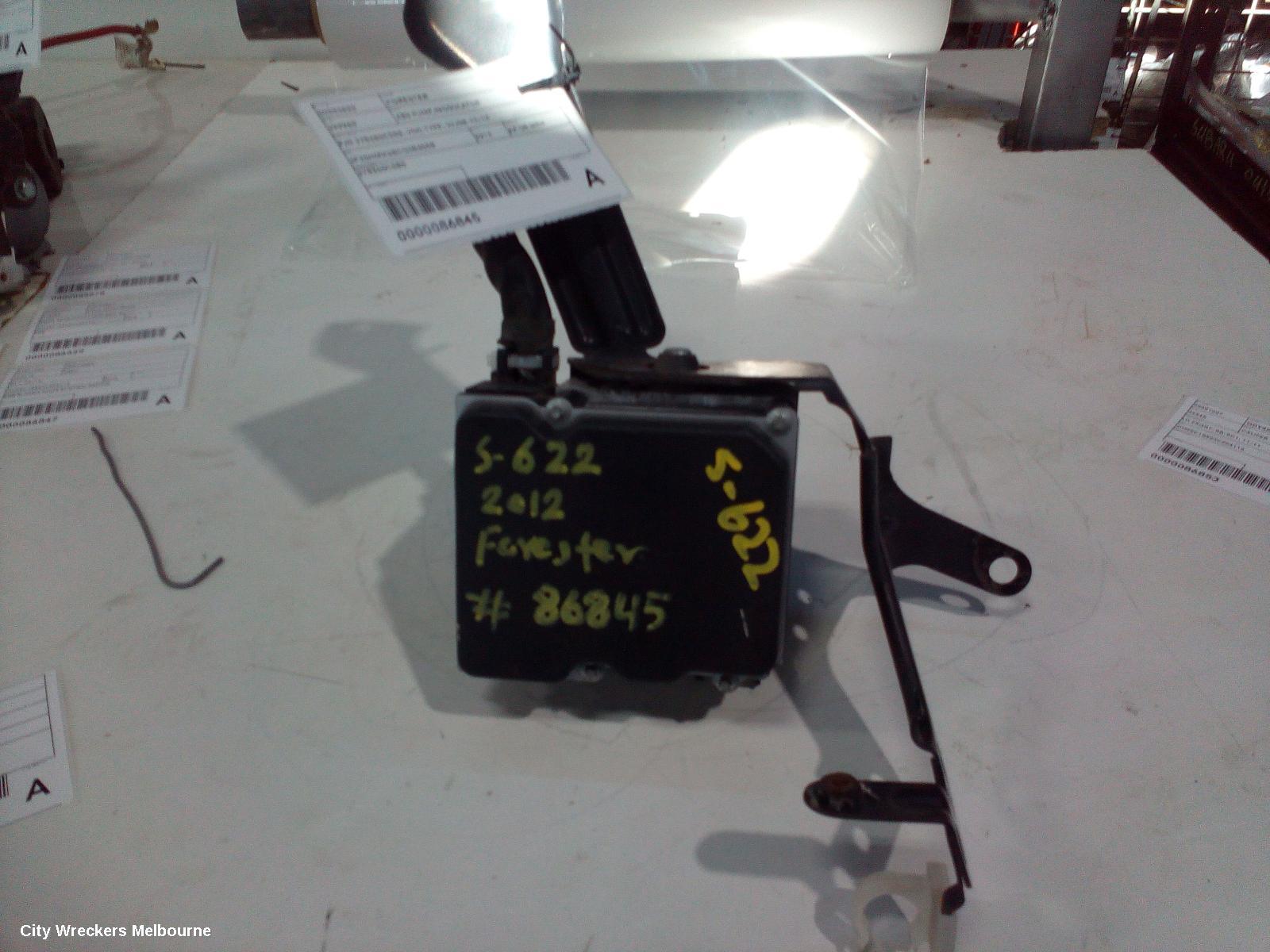 SUBARU FORESTER ABS PUMP/MODULATOR, P/N 27536SC050, VDC TYPE, 02/2008 - 12/2012 - Image 1