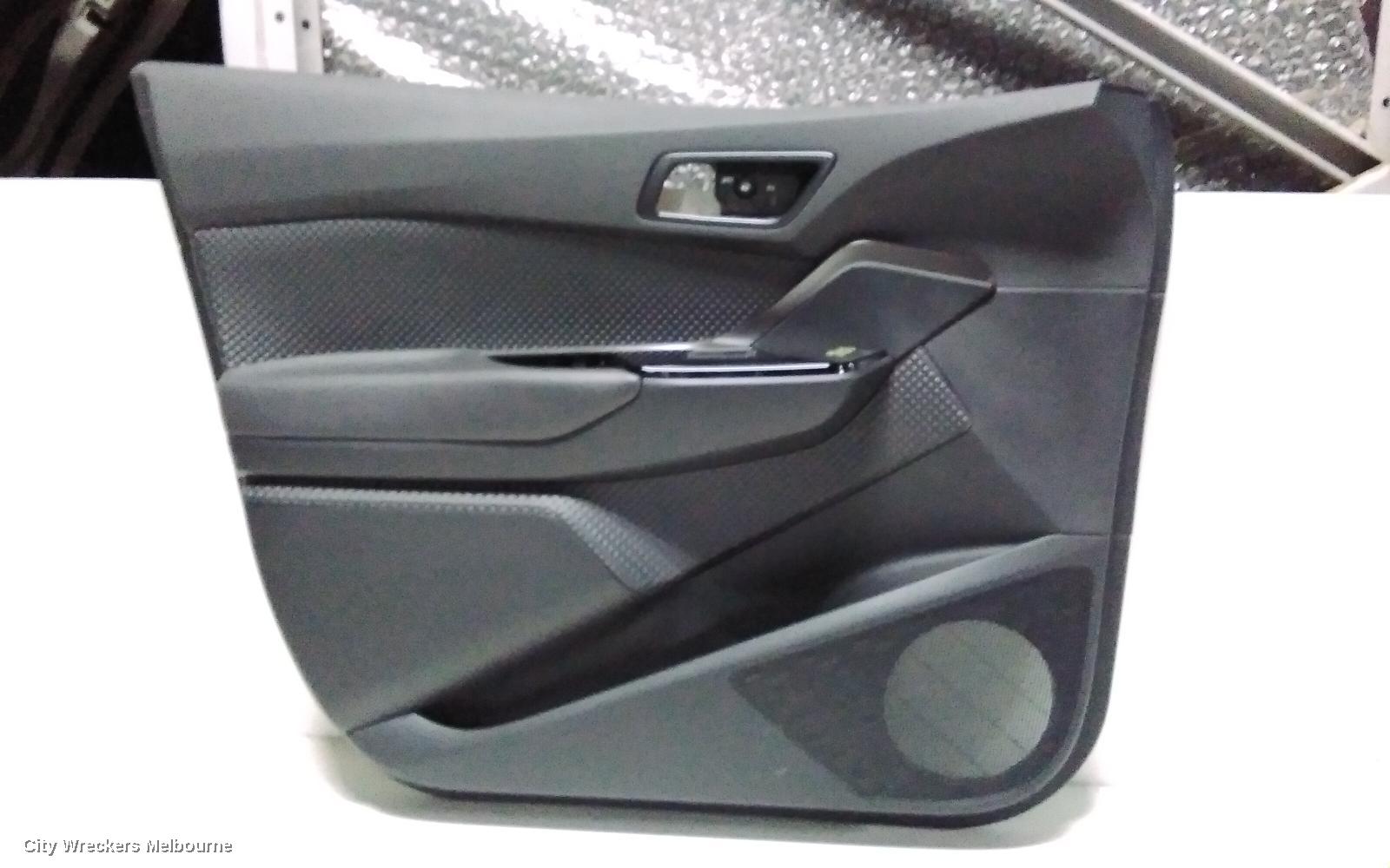 TOYOTA C-HR DOOR TRIM, LH FRONT, GEN 1, 12/2016 ONWARDS - Image 3